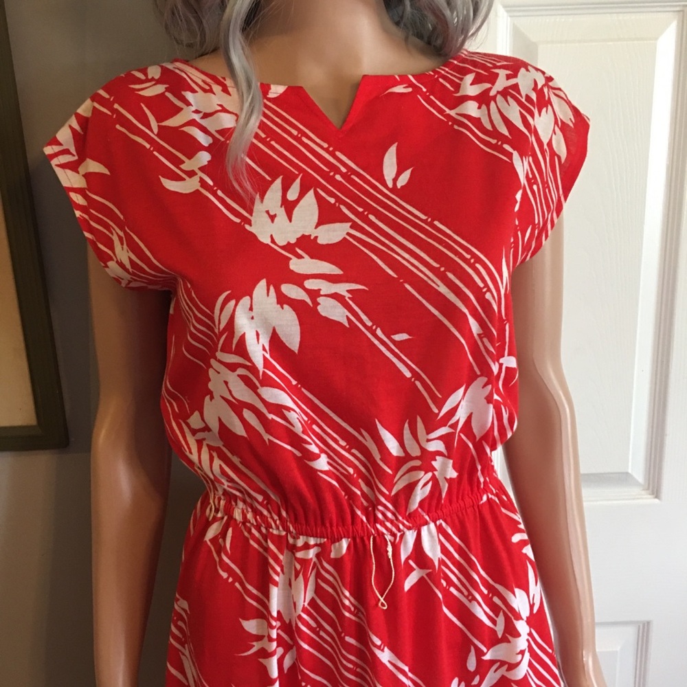 Vintage 70s Summer Dress Red Graphic EUC sz 10